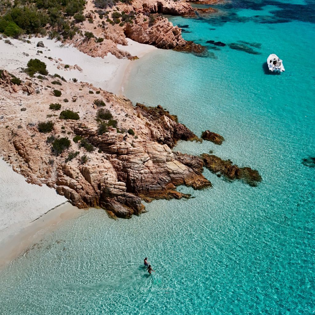 Emerald Freedom La Maddalena luxury tour con skipper privato